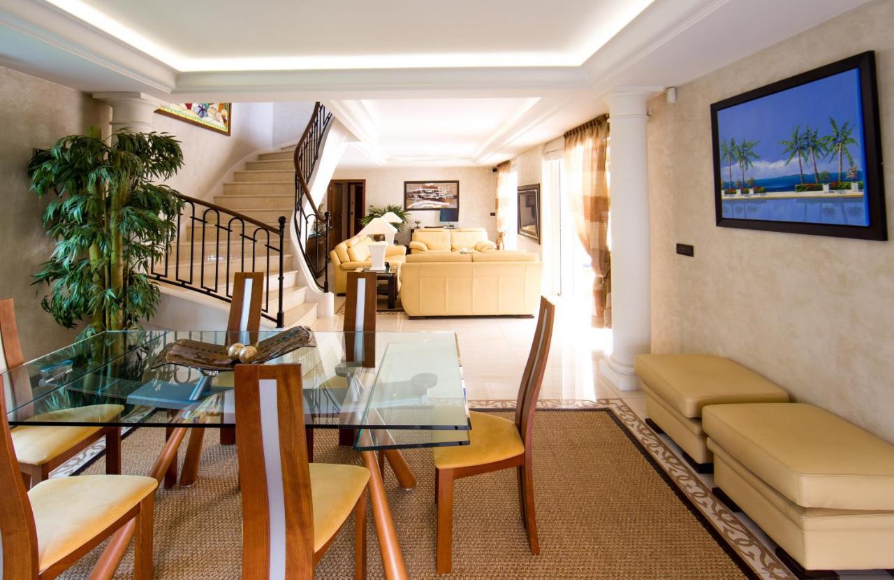 El Paradisio Splendid 5 Stars Villa Atypical In Antibes With Overflowing Swiming Pool Экстерьер фото