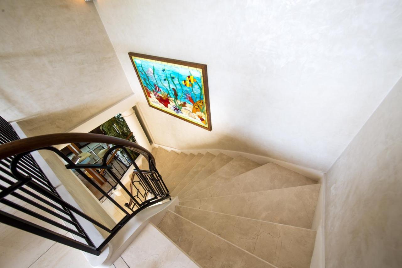 El Paradisio Splendid 5 Stars Villa Atypical In Antibes With Overflowing Swiming Pool Экстерьер фото